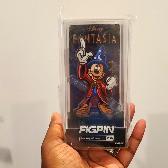 DISNEY Fantasia Sorcerer Mickey #236 FigPin - Sealed New - Picture 1 of 5